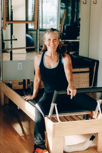 women on a reformer -  5 facts why pilates rocks your body every time
