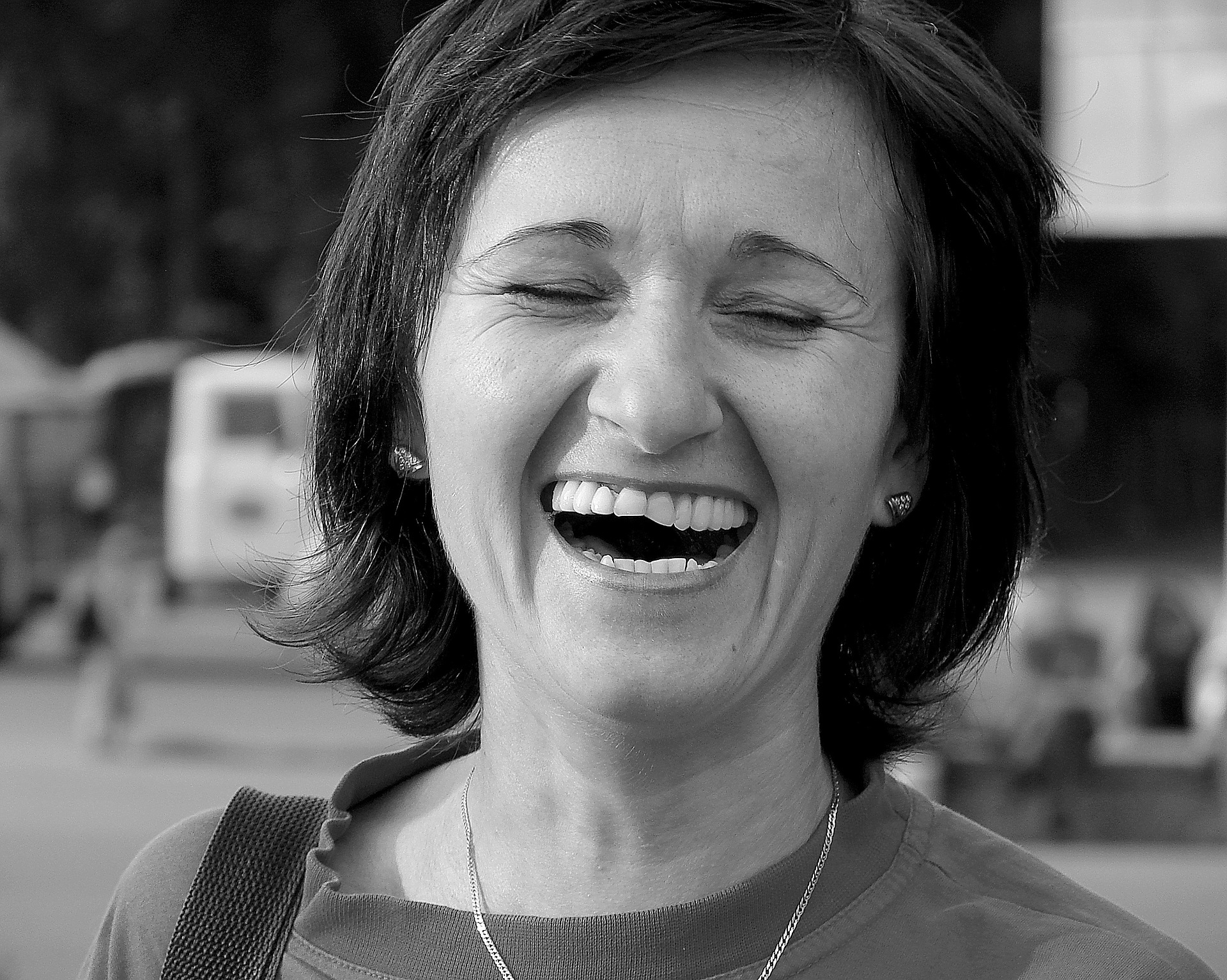 woman laughing 