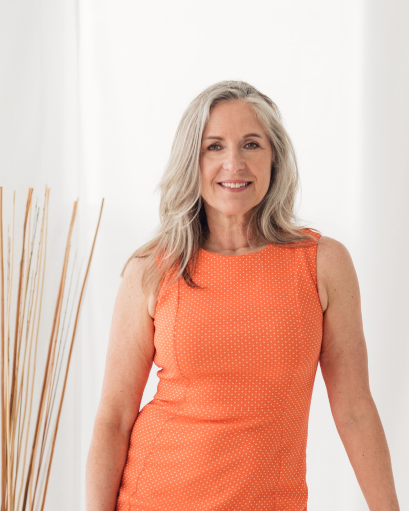 Heike Yates, midlife wellness speaker and author, speaking and working with midlife women